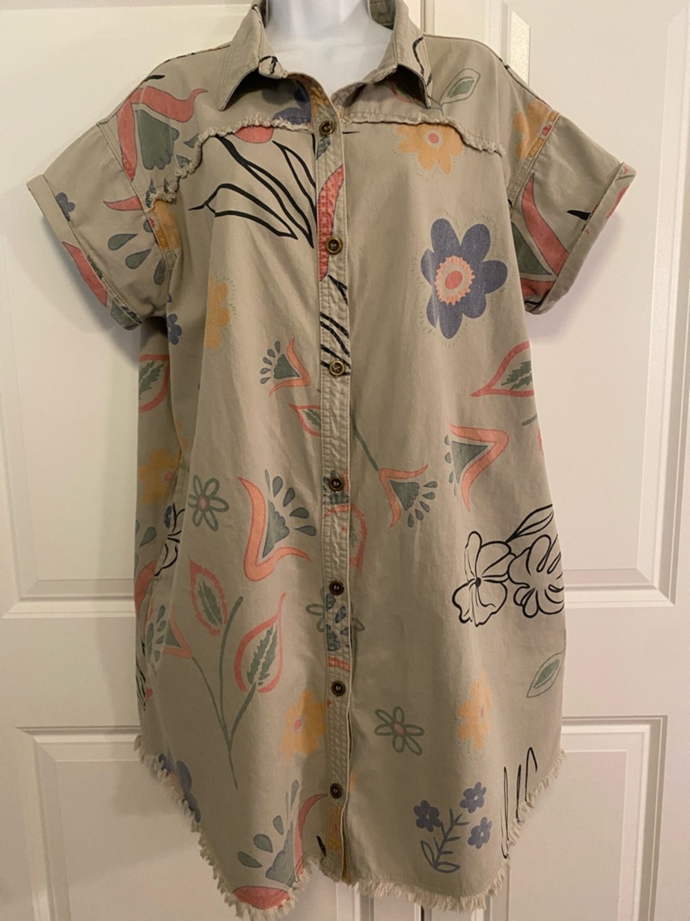 easel Beige Floral Button-Front Shirt Dress